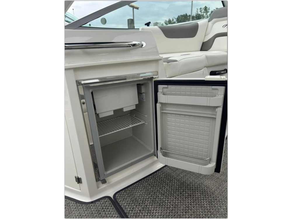 2014 Monterey Boats 280 Sport Yacht No Luxury Tax* alt