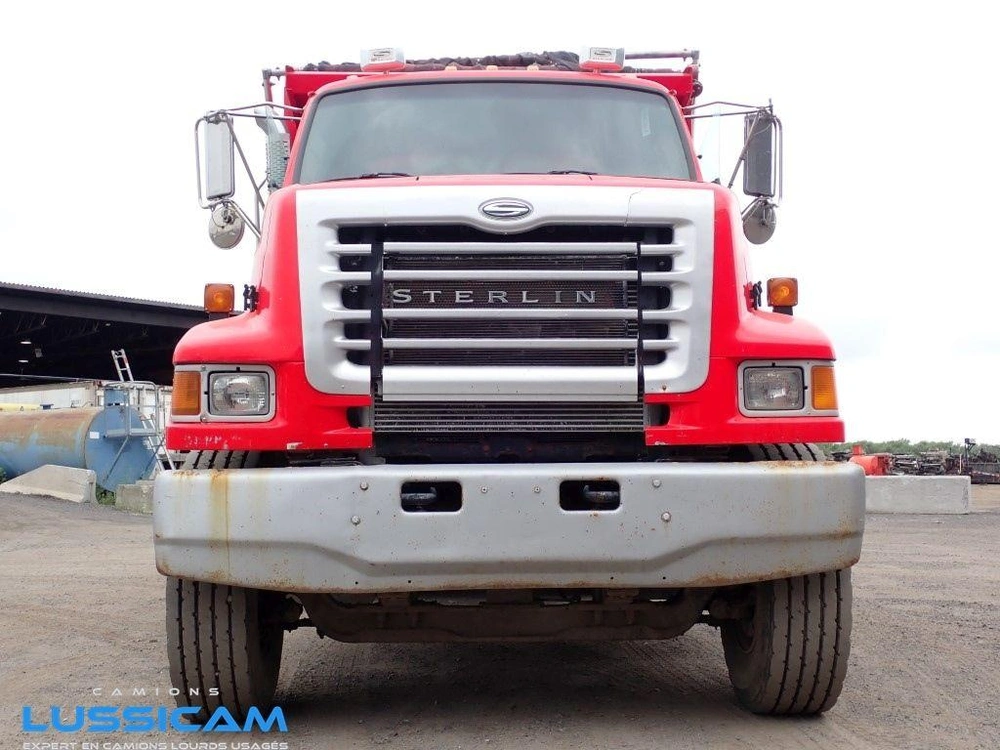 Sterling Lt9500 2005