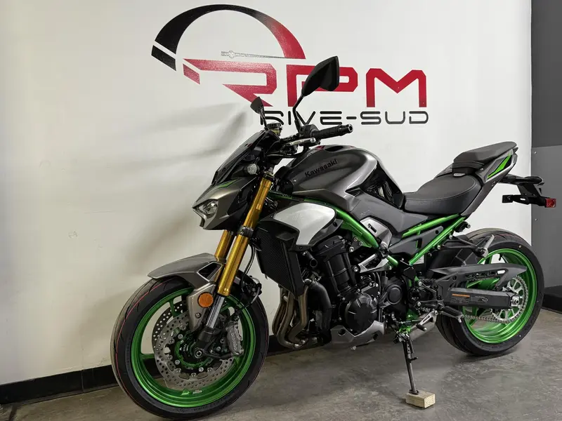 2025 Kawasaki Z900 SE DÉMO *5.99% jusqu'à 84 mois💳