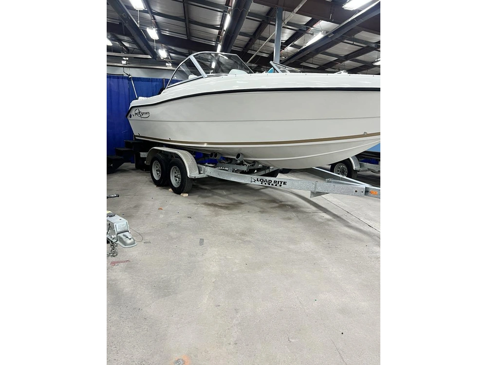 2023 Pro Sports 20ft 2000dc W/ 150xl 4s Mercury & Galv Trailer