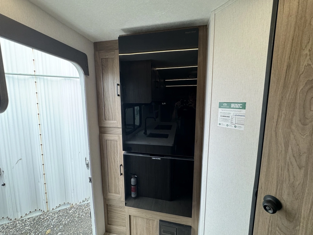 Coachmen Freedom Express Select 19se 2026 alt