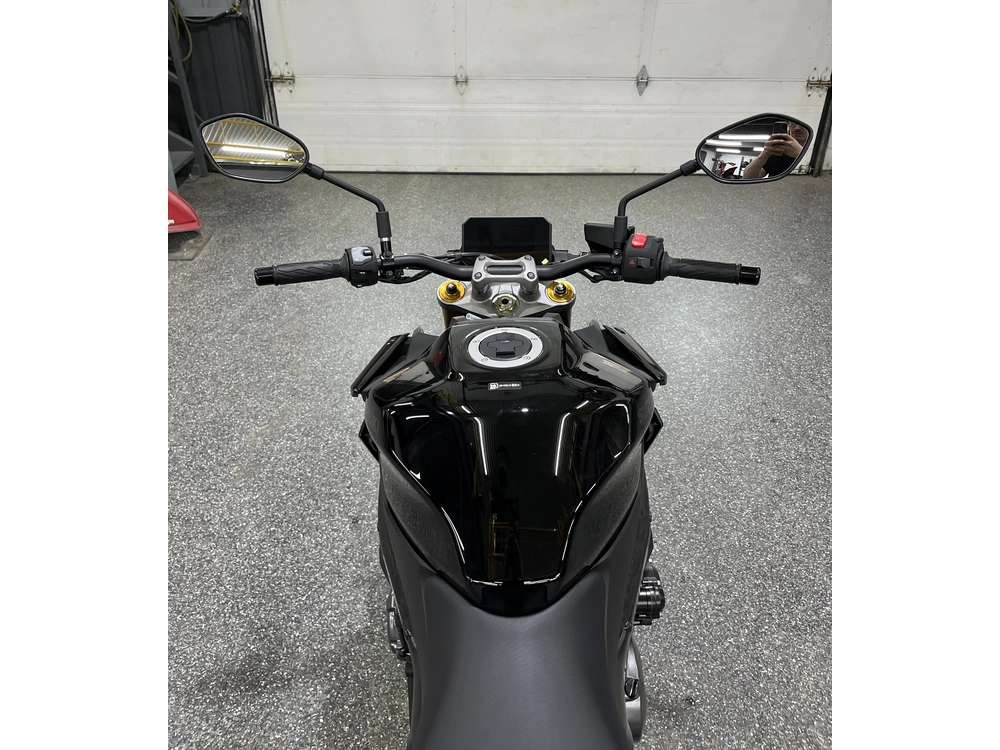 2025 Suzuki Gsx-s1000a alt