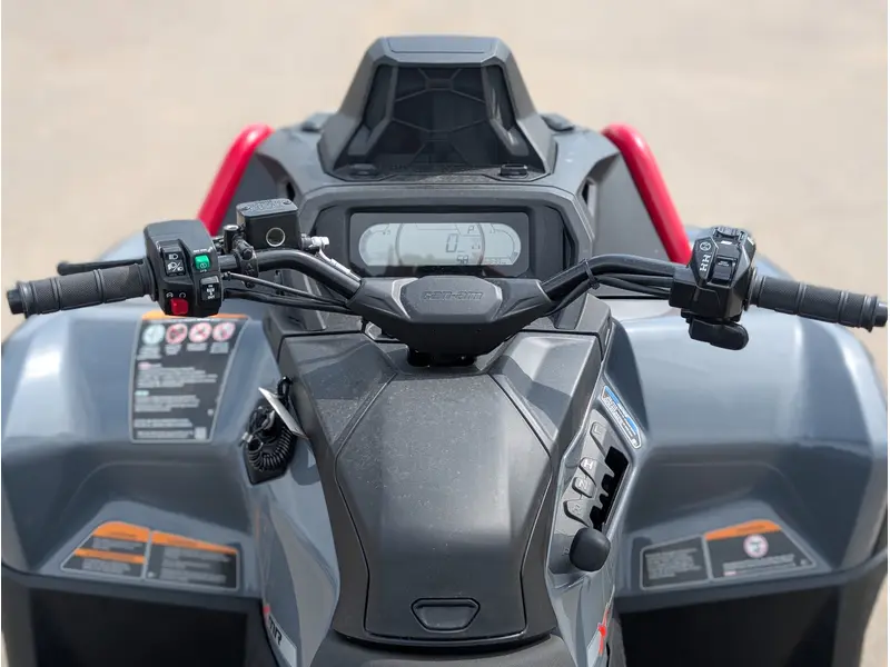 2025 Can-Am Outlander X mr 850