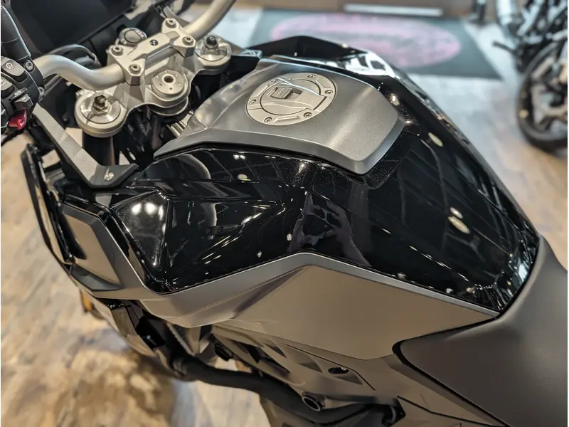 2024 BMW F 900 GS // Black Storm Metallic