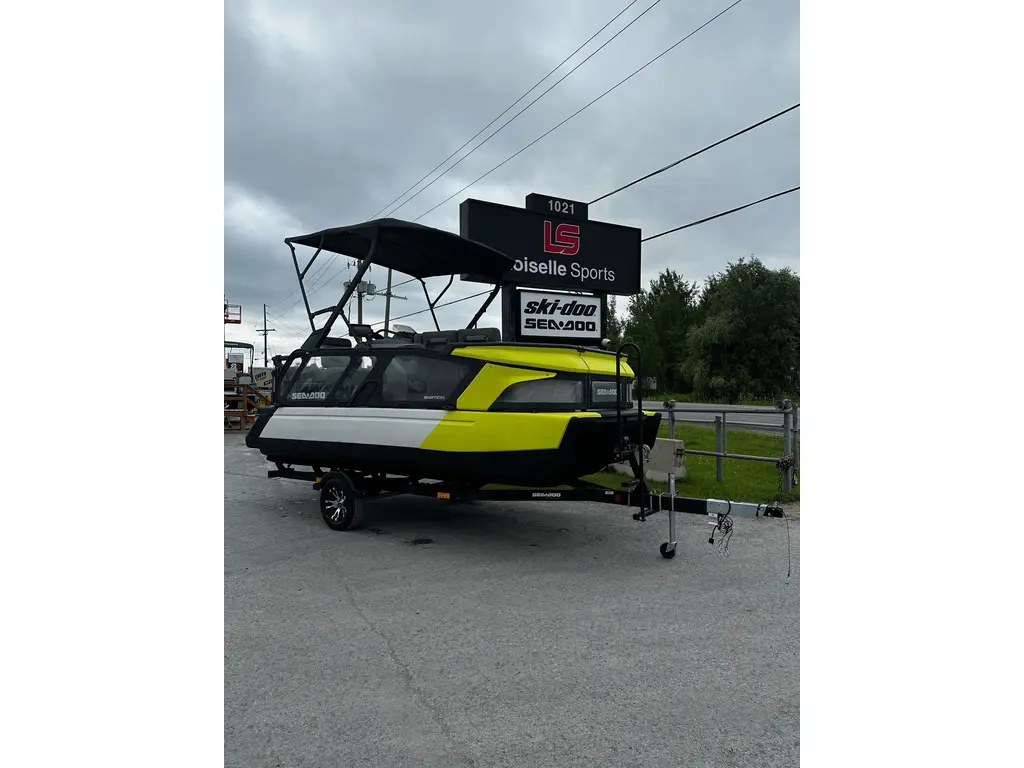 2023 BRP Switch Cruise Yellow, 18 Feet 230Hp