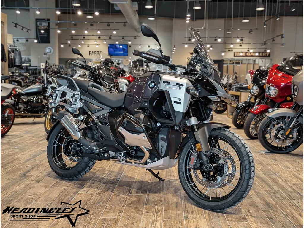 2025 BMW R 1300 GS Adventure // Triple Black 