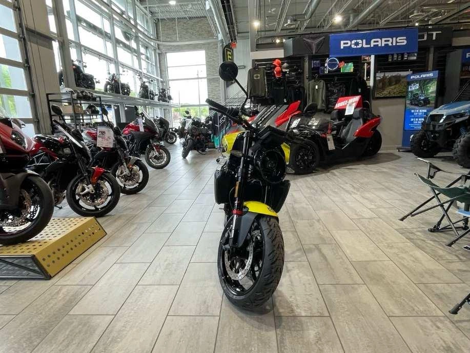 2025 Husqvarna Vitpilen 801 alt