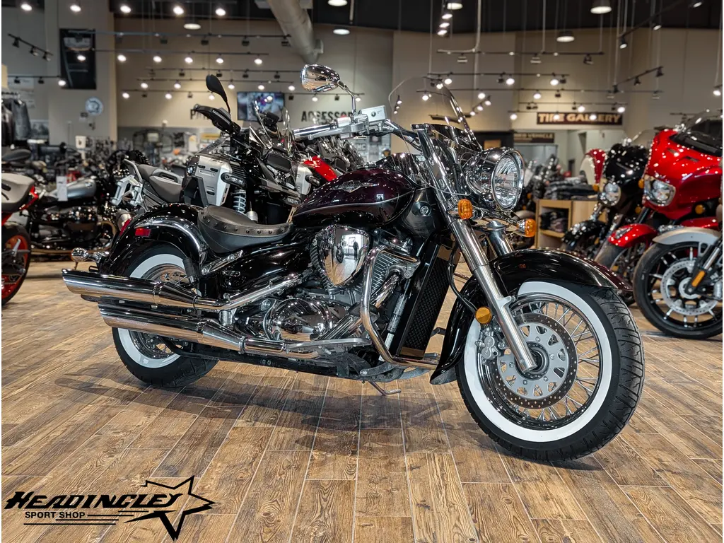 2015 Suzuki Boulevard C50T // Candy Dark Cherry Red