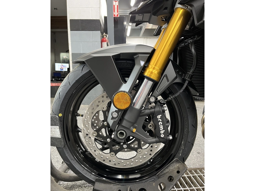 2025 Suzuki Gsx-s1000a alt