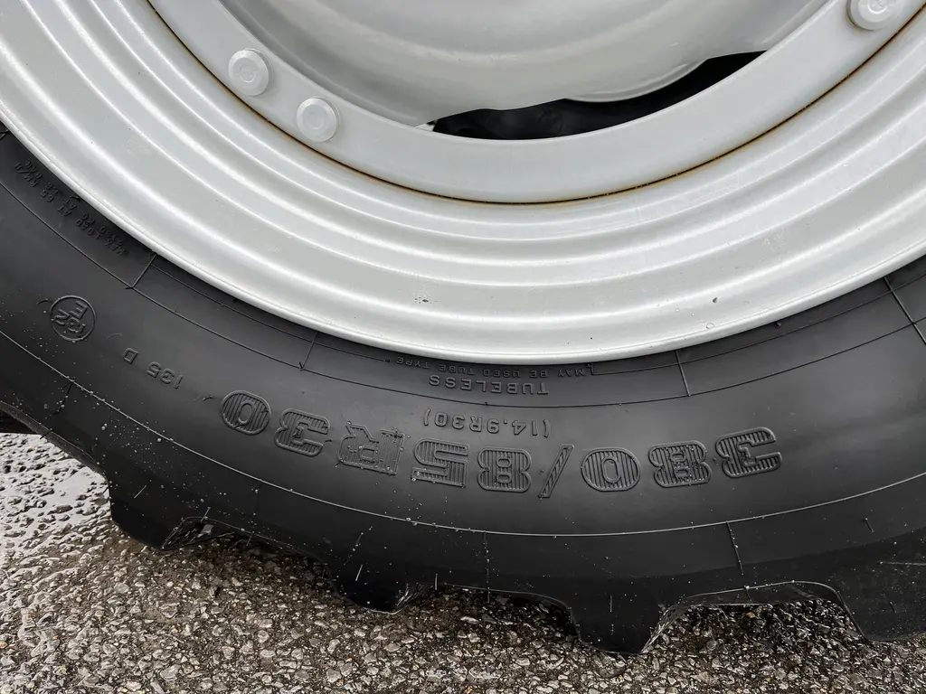 2020 Case IH Maxxum 115 A8