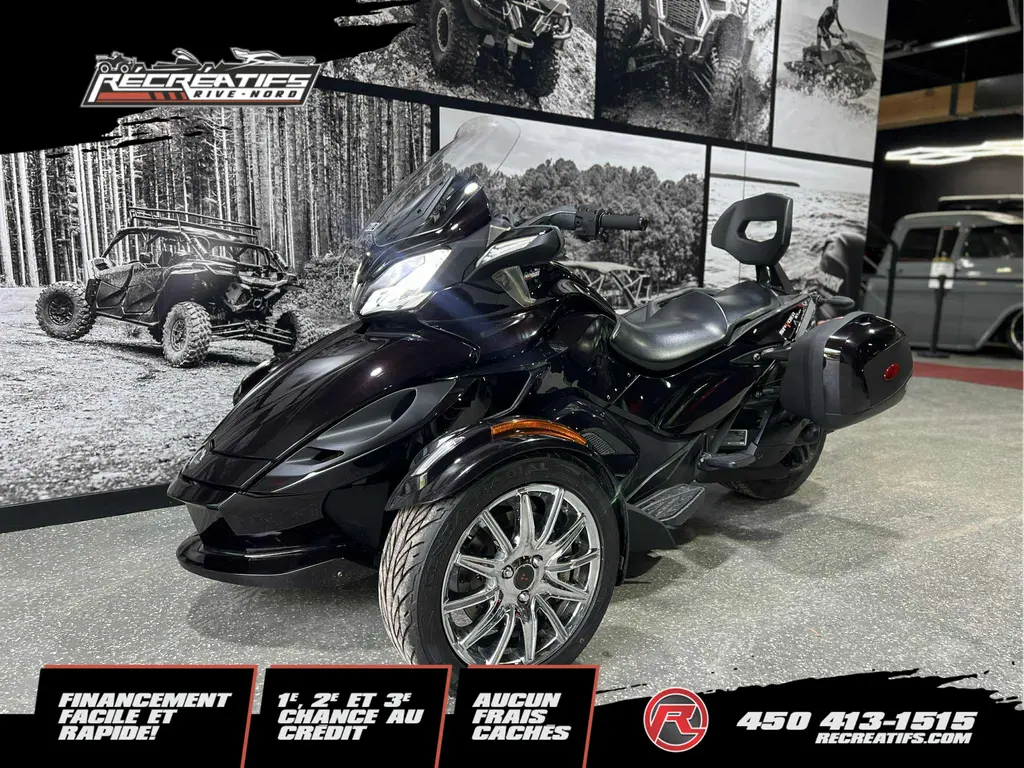 2014 Can-Am SPYDER ST LIMITED SE5 **IMPECCABLE!!**