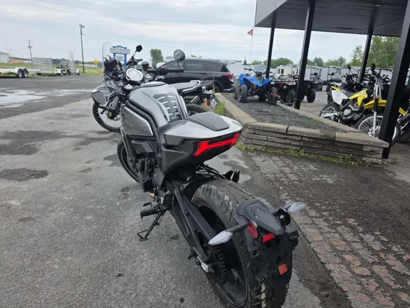 2022 CFMOTO 700 CL-X SPORT