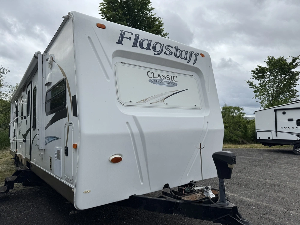 Forest River Flagstaff 831fkss 2012 alt