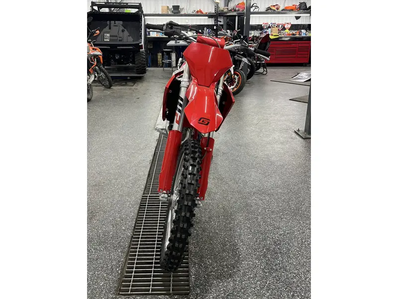 2025 GASGAS MC 350F thumbnail 7