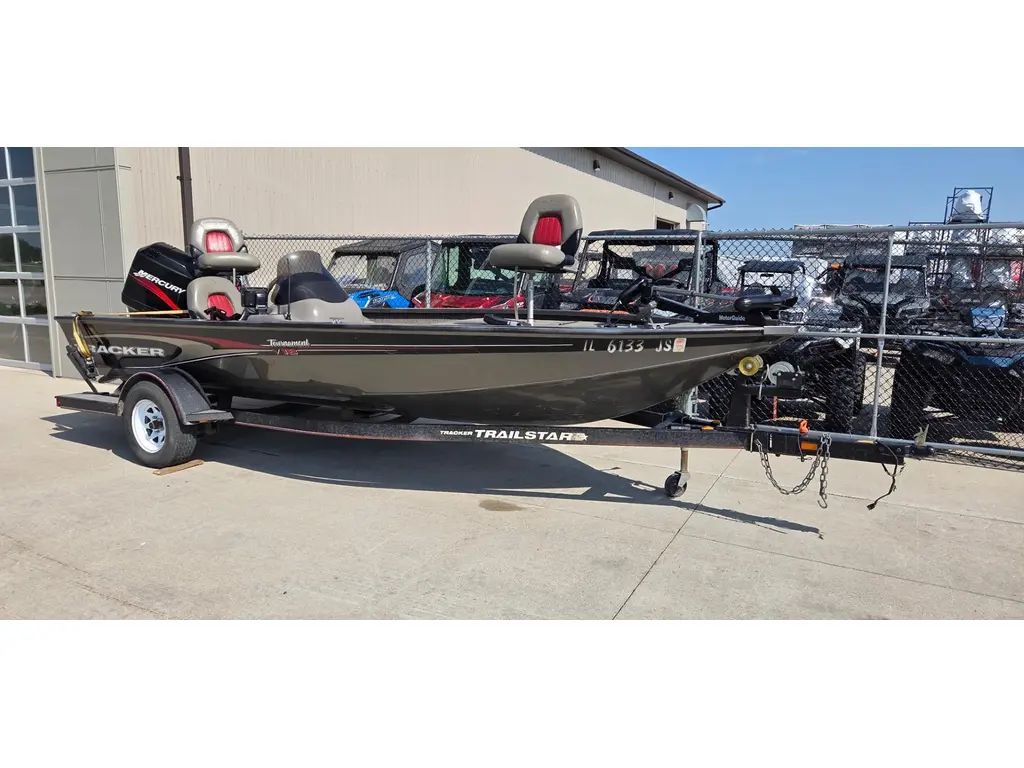 2000 Tracker 18V TOURNAMENT