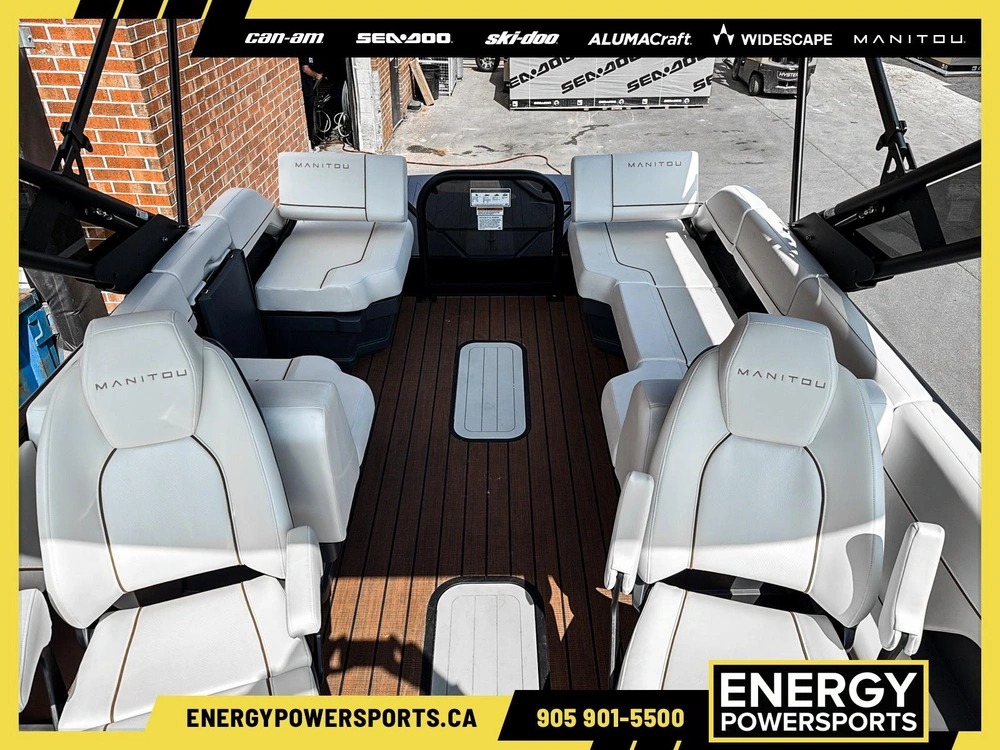 2025 Manitou Explore 22 Max Navigator alt