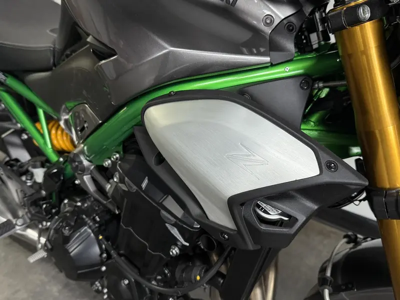 2025 Kawasaki Z900 SE DÉMO *5.99% jusqu'à 84 mois💳