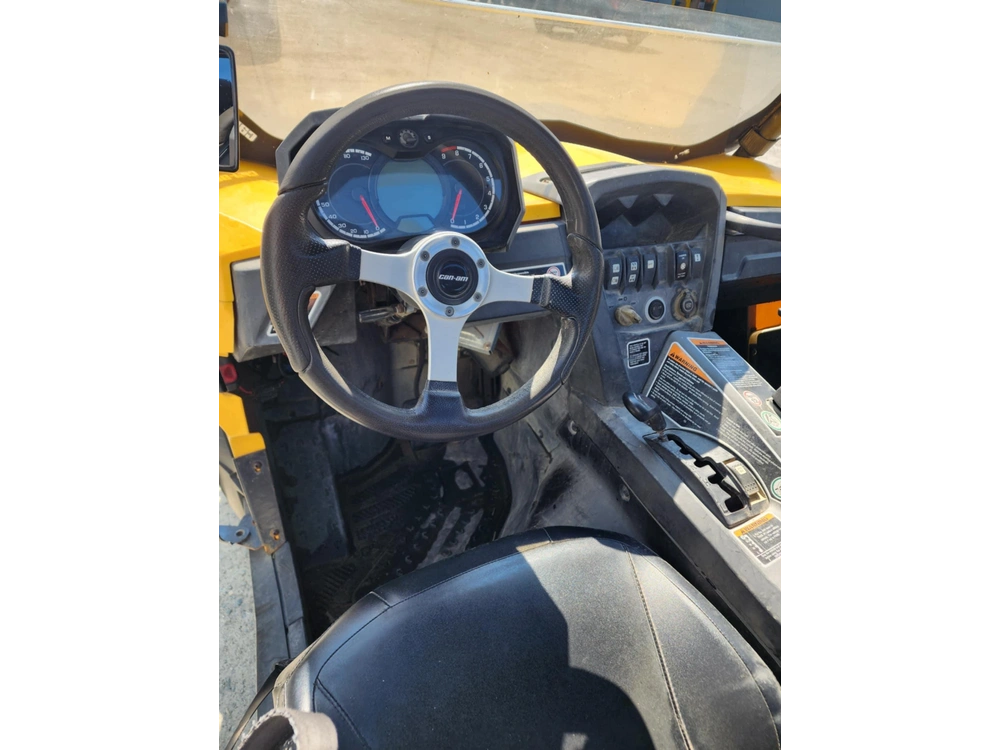 2012 Commander Commander Xt 1000 alt