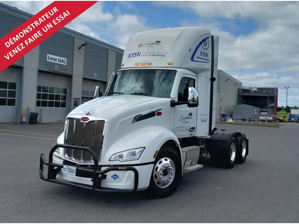 2025 Peterbilt 579