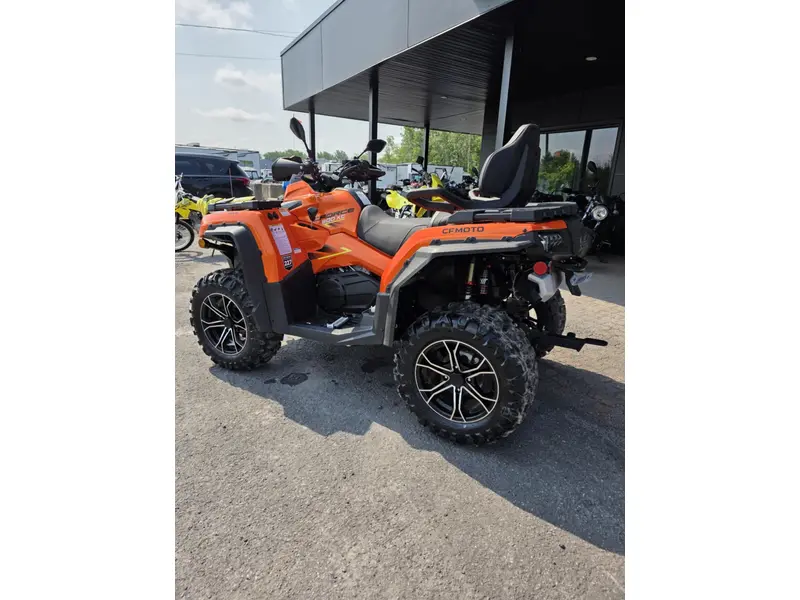 2023 CFMOTO CFORCE 800 TOURING