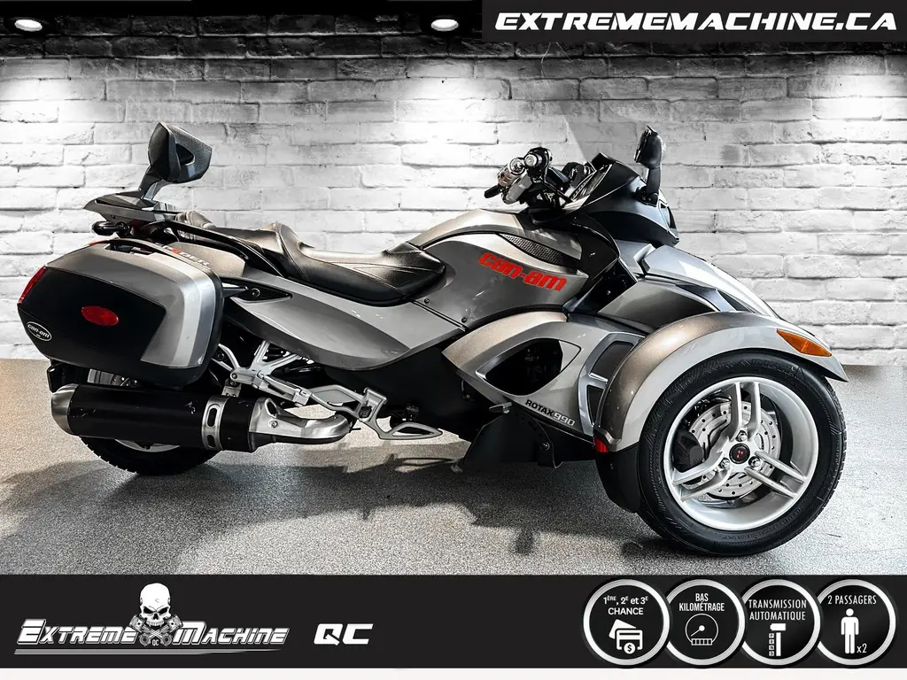 2011 Can-Am SPYDER RS SE5 TRÈS PROPRE & PRÊT POUR LA SAISON!!!