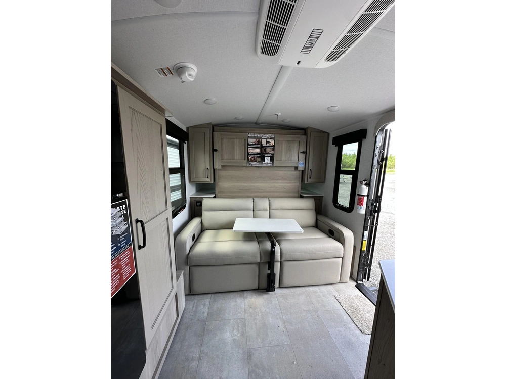 2025 Rockwood Geopro 15fbs alt