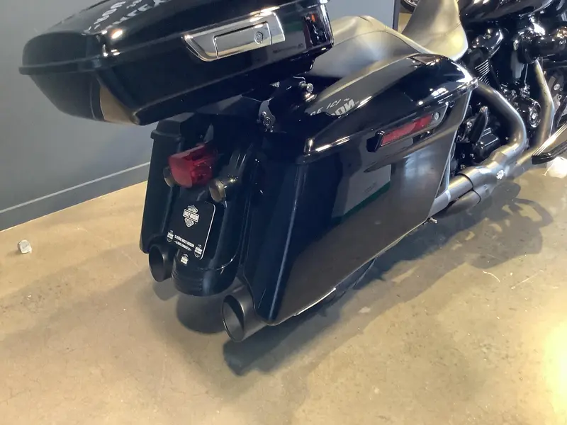 2017 Harley-Davidson ROAD GLIDE S FLTRXS