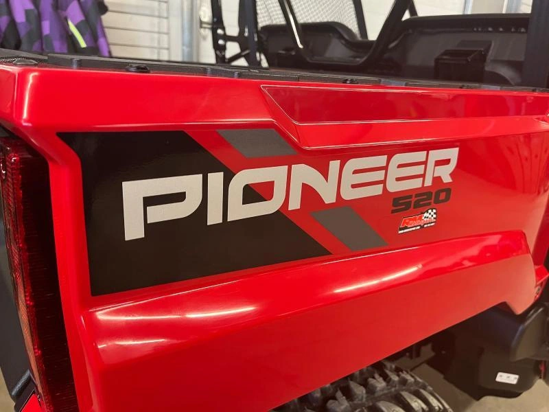 Honda Pioneer 520 2025 alt