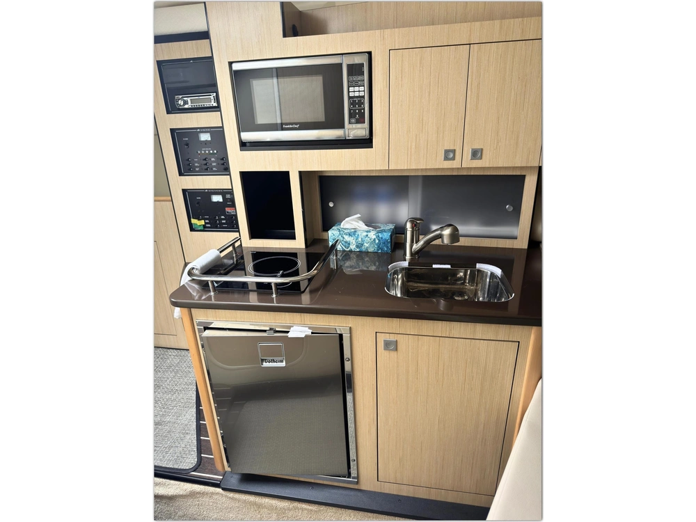 2014 Monterey Boats 280 Sport Yacht No Luxury Tax* alt
