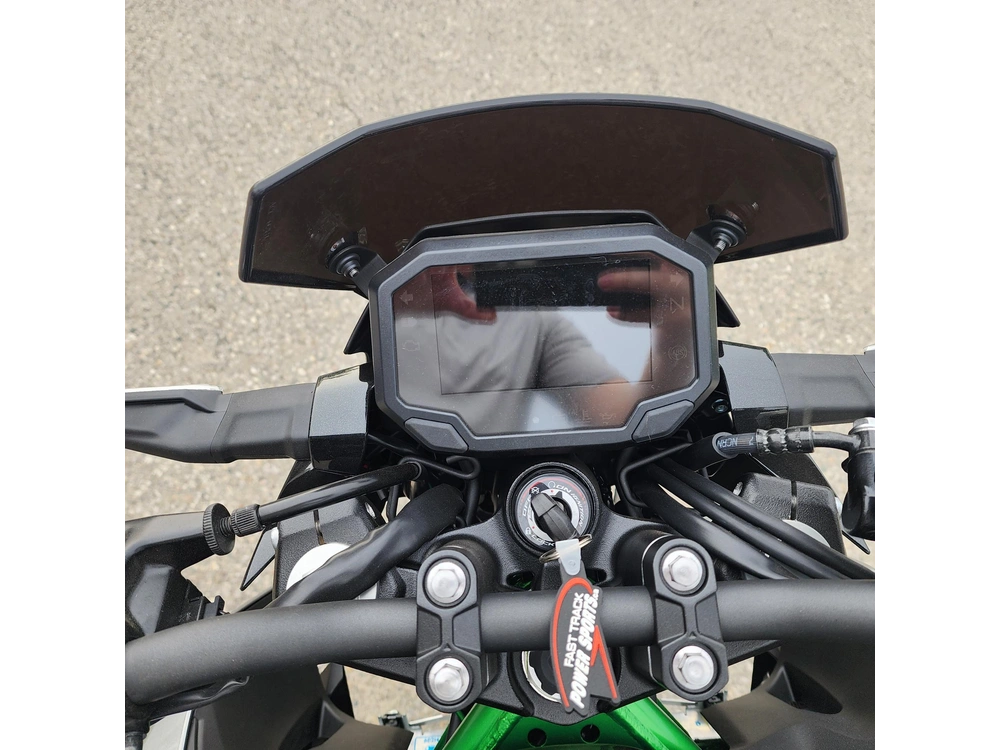 2025 Kawasaki Z500 Se alt