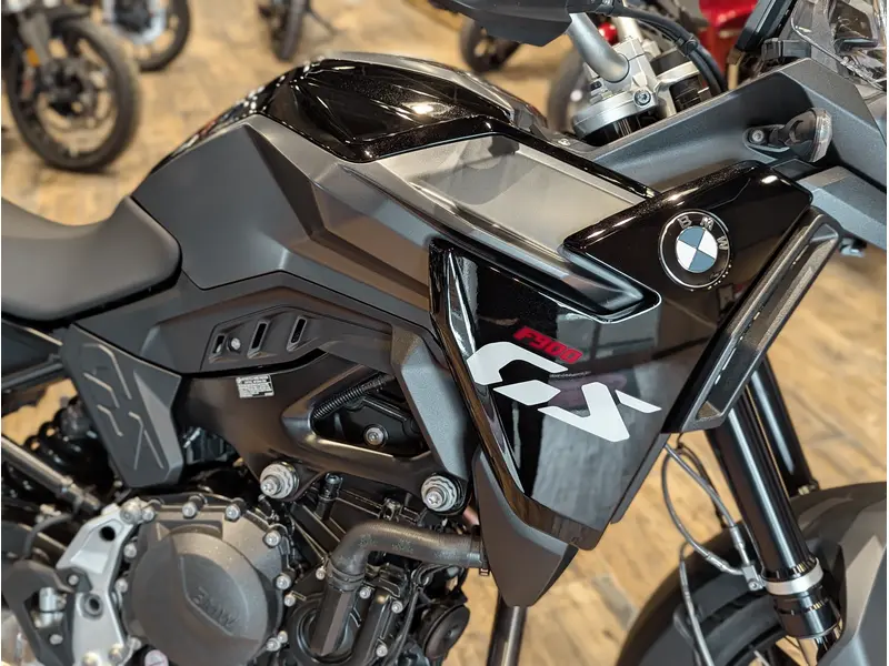 2024 BMW F 900 GS // Black Storm Metallic