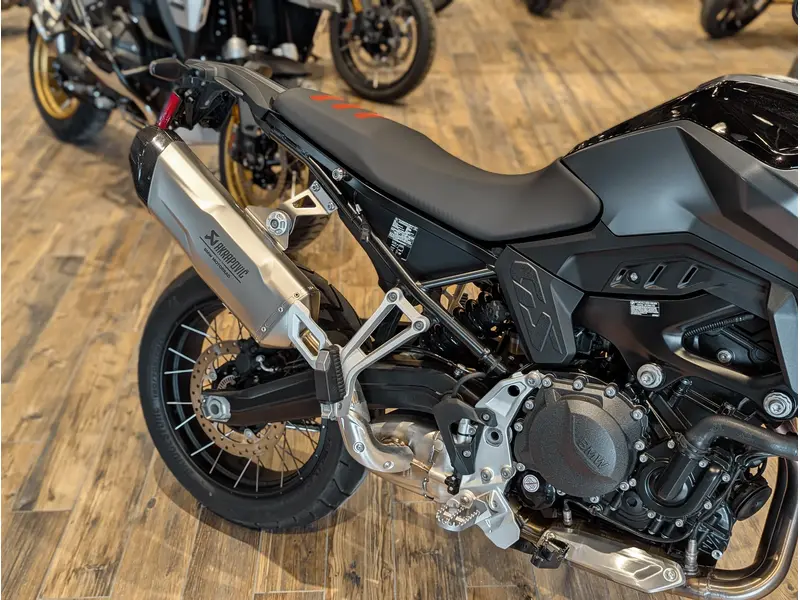 2024 BMW F 900 GS // Black Storm Metallic