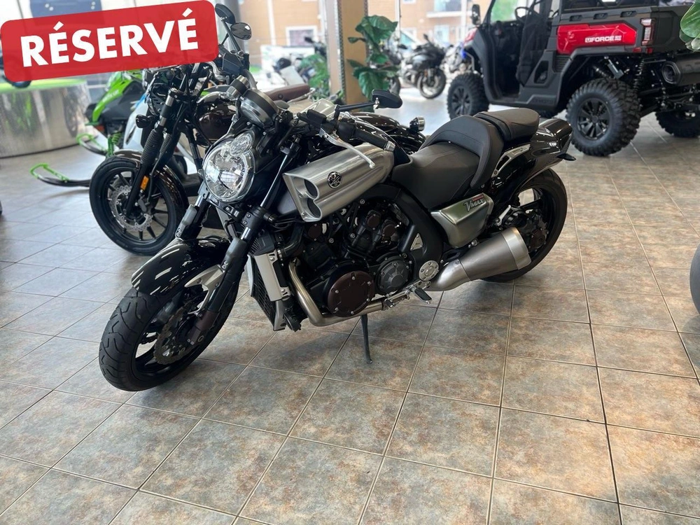 2009 Yamaha Vmax 1700 alt