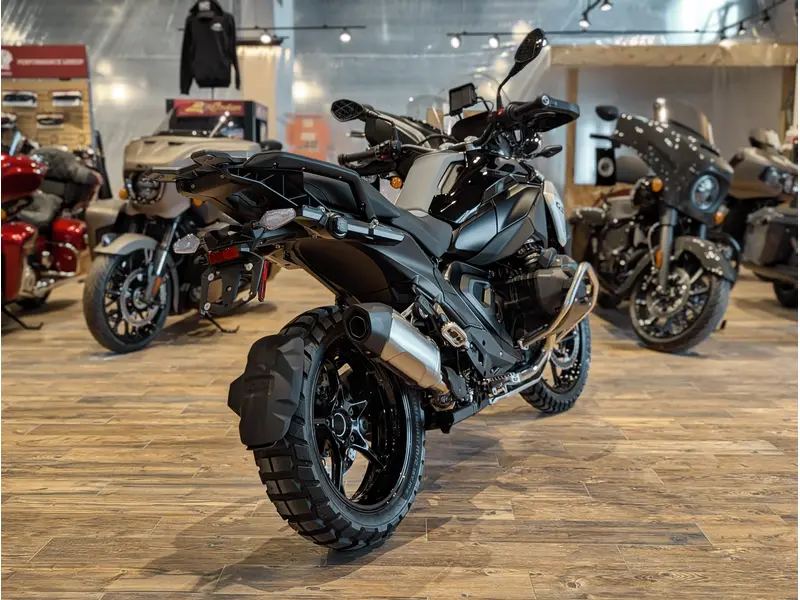 2025 BMW R 1300 GS // Triple Black