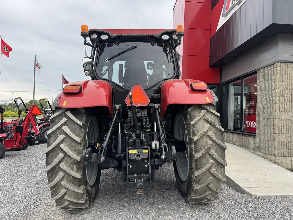 2023 Case IH Puma 185 CVX