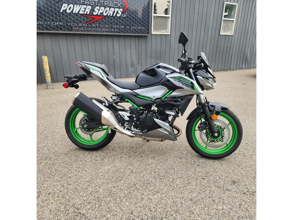 2025 Kawasaki Z500 Se alt