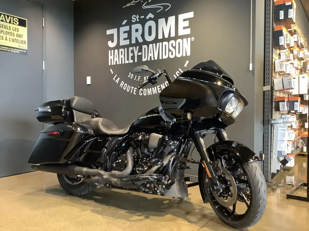 2017 Harley-Davidson ROAD GLIDE S FLTRXS