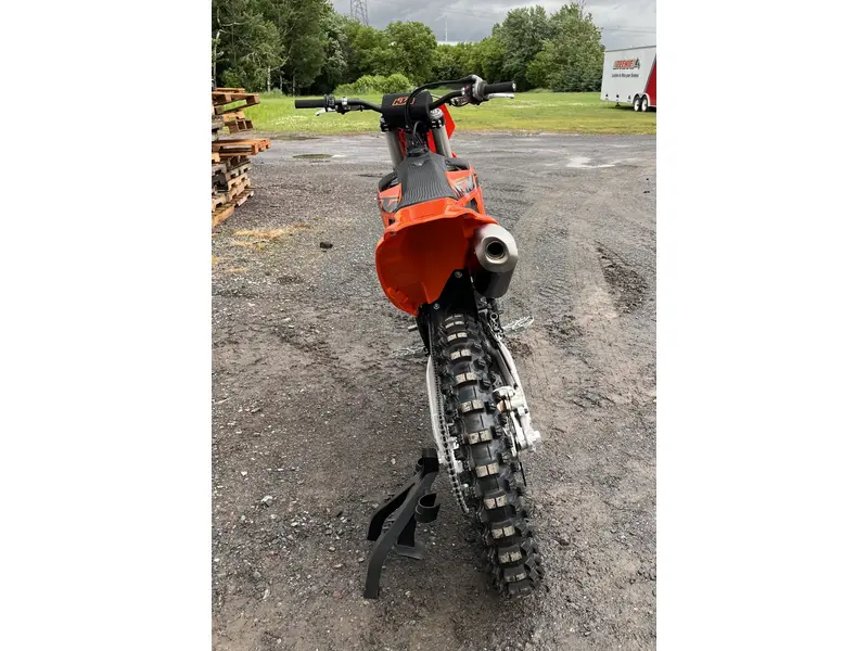 2025 KTM 350 SX-F thumbnail 3