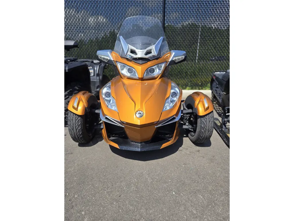 2014 Can-Am RD SPYDER RT S 1330 ACE SE6 C 14