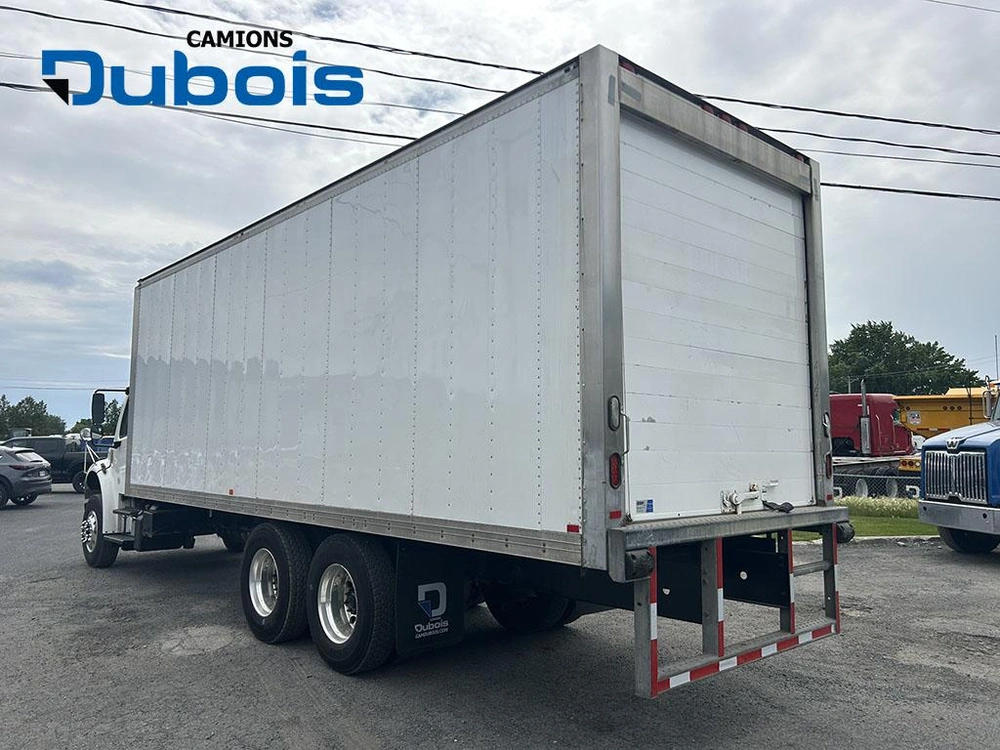 2019 Freightliner M2-106 alt