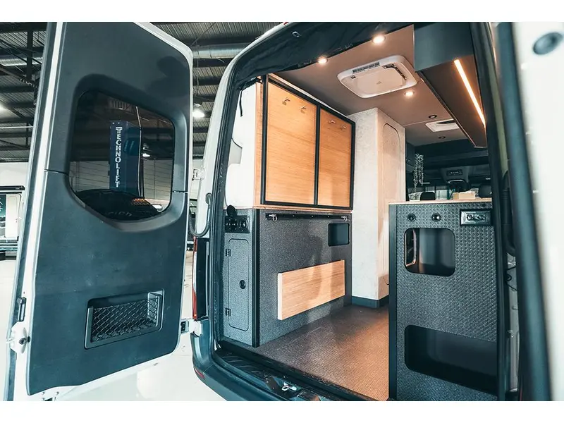 2026 Uwagen Série 4 Classic