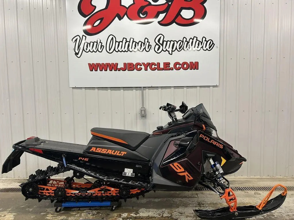 2025 Polaris Patriot 9R Switchback Assault 146 Matte Dark Cherry / Gloss Black 