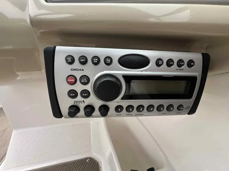 Campion ALLANTE 595 **MOTEUR MERCRUISER 350 MAG!!** 2007