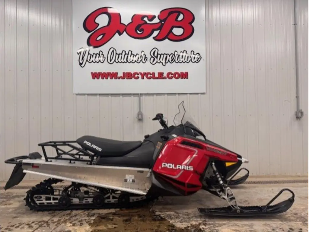 2022 Polaris 550 Voyageur 144