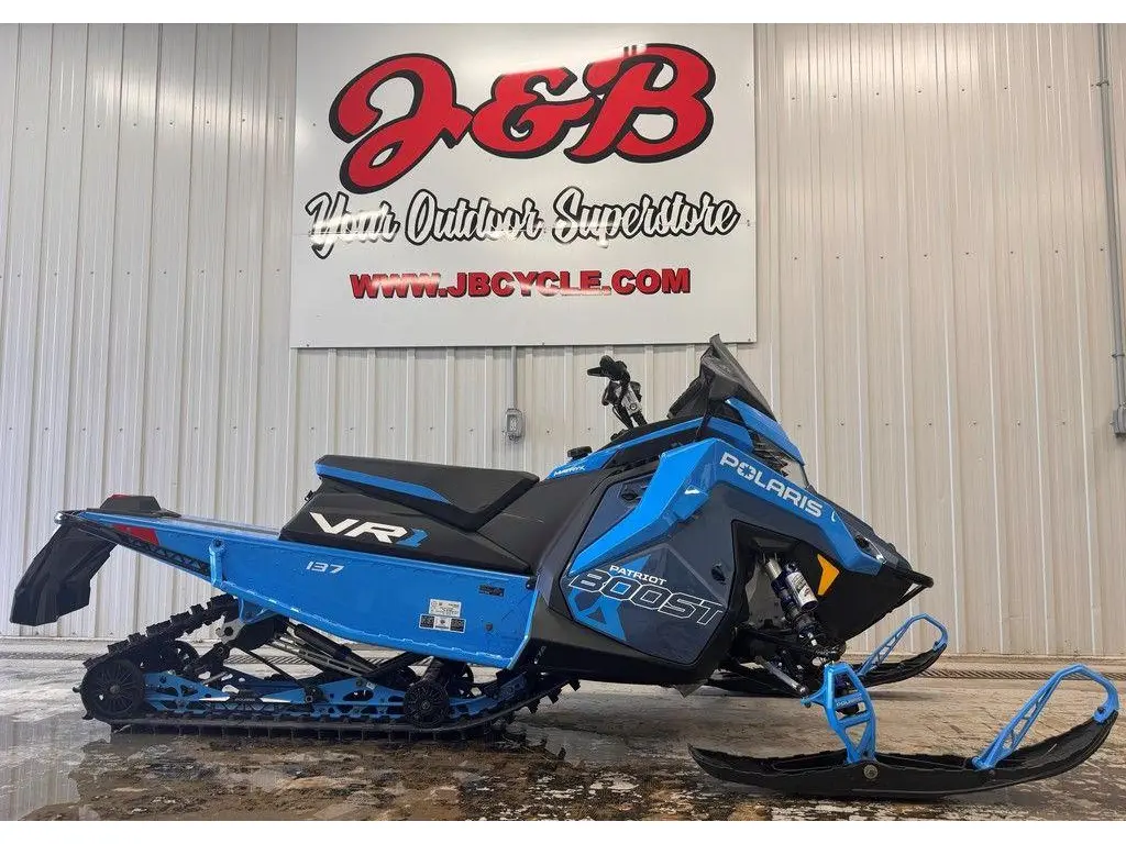 2024 Polaris Patriot Boost Indy VR1 137 Zenith Blue