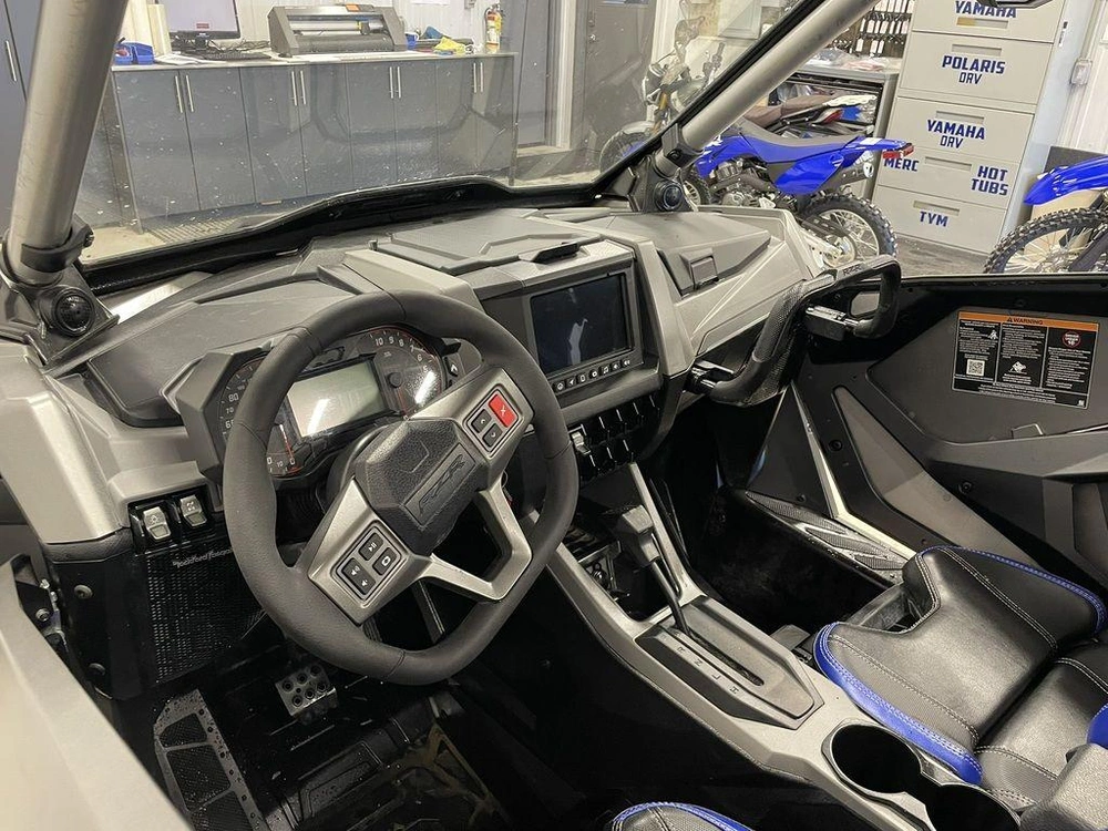 2024 Polaris Rzr Pro R Ultimate alt