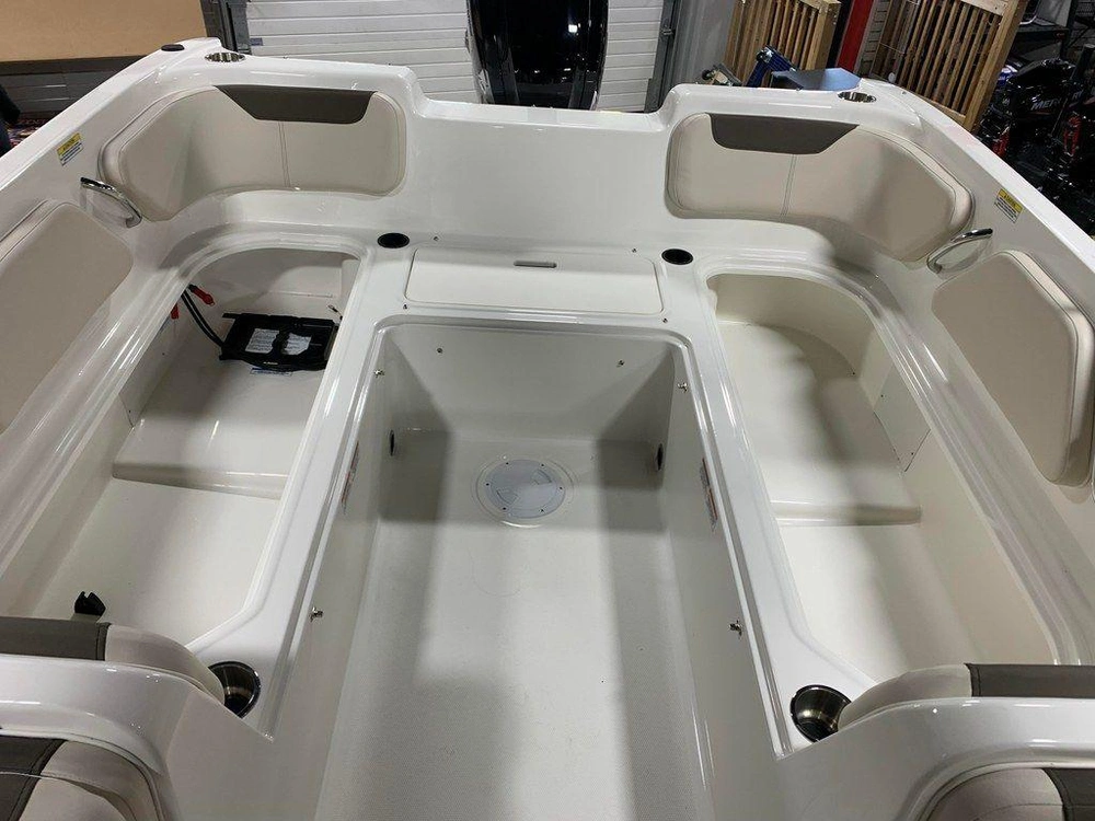2023 Bayliner Element 21 alt