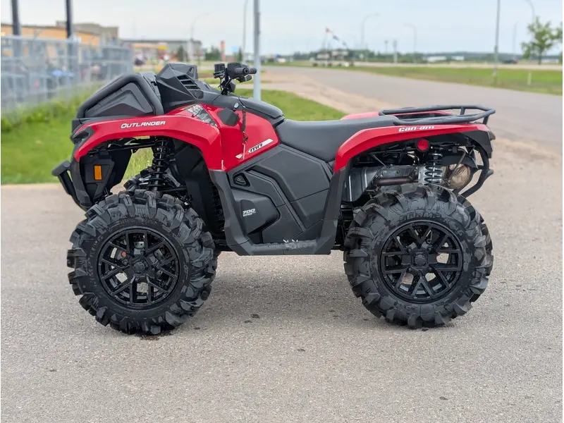 2025 Can-Am Outlander X mr 700