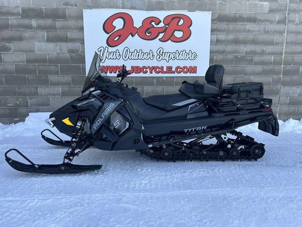 2025 Polaris ProStar S4 TITAN Adventure 155 