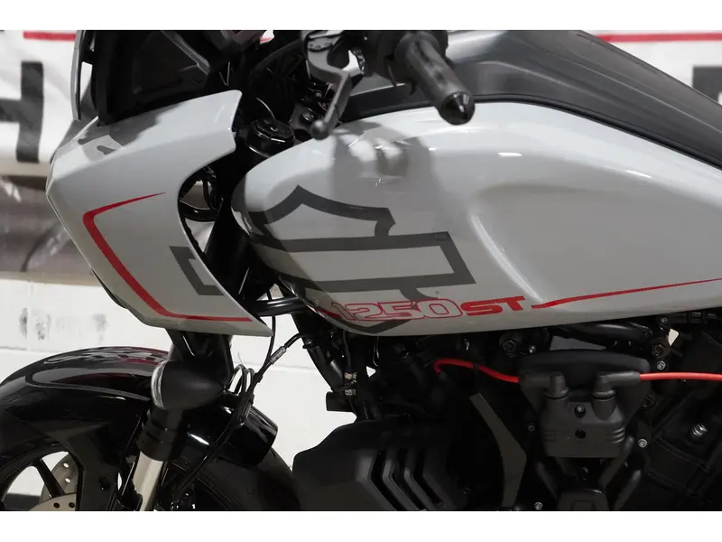 2025 Harley-Davidson RA1250ST PAN AMERICA ST